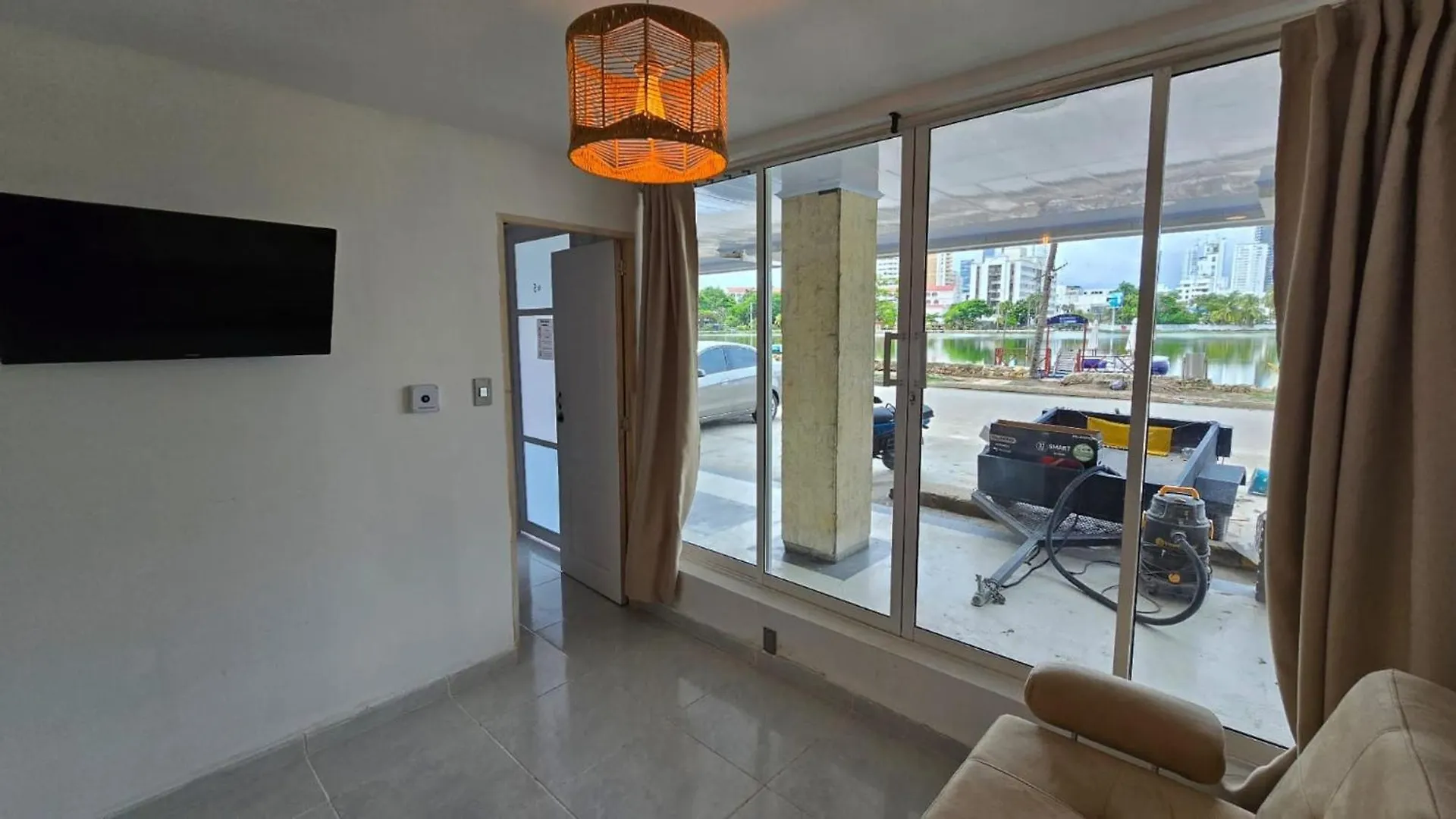 Apartamento En Cartagena L2 Cerca Al Mar - Con Aire Acondicionado Y Wifi 1 0*,  Colombia